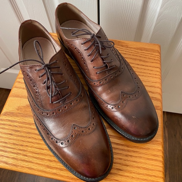 Banana Republic Other - Banana Republic Brown Italian Leather Wingtip Oxford SZ 9